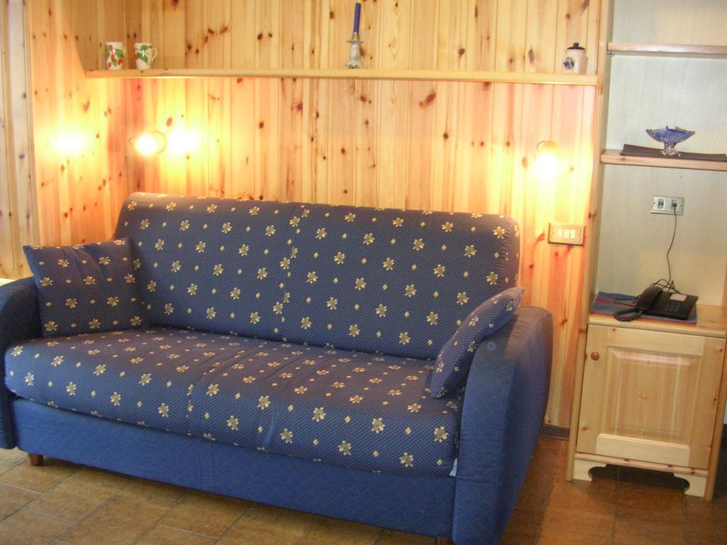 Chalet Bucaneve サンタ・カテリーナ・ヴァルフルヴァ エクステリア 写真