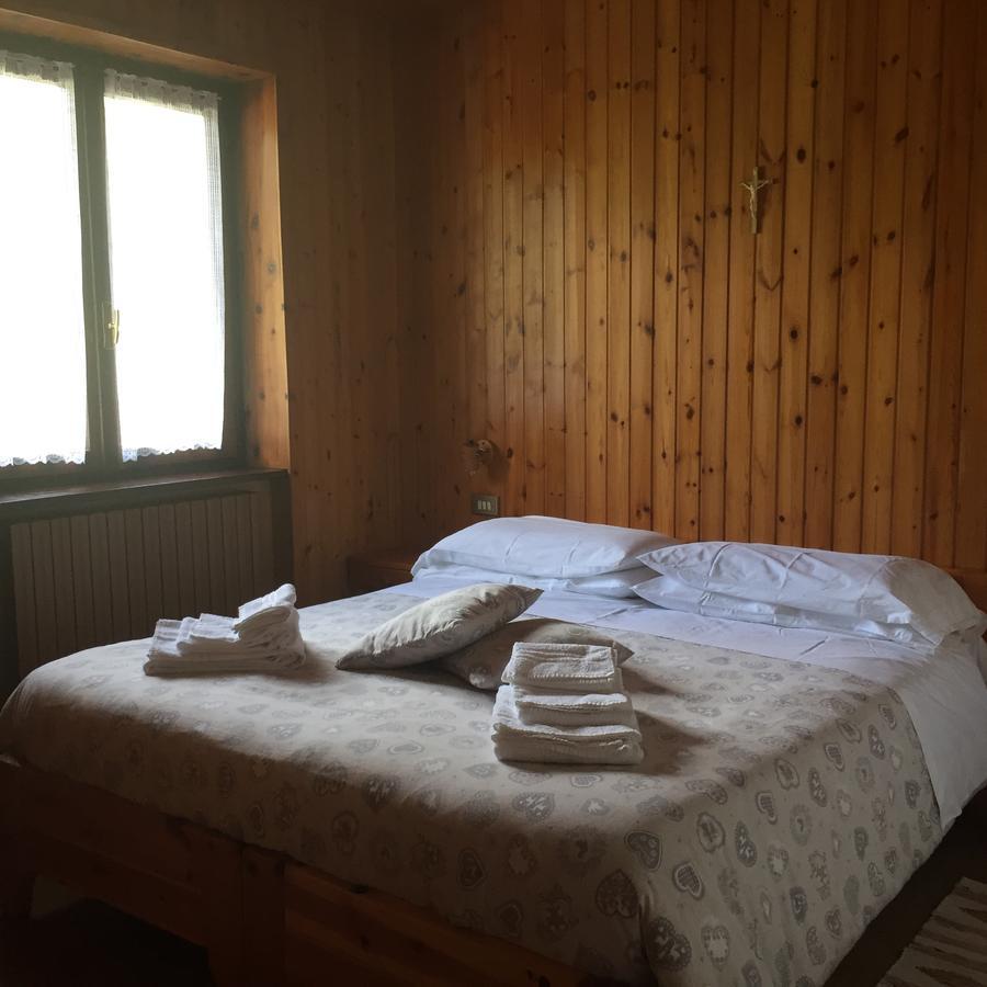 Chalet Bucaneve サンタ・カテリーナ・ヴァルフルヴァ エクステリア 写真