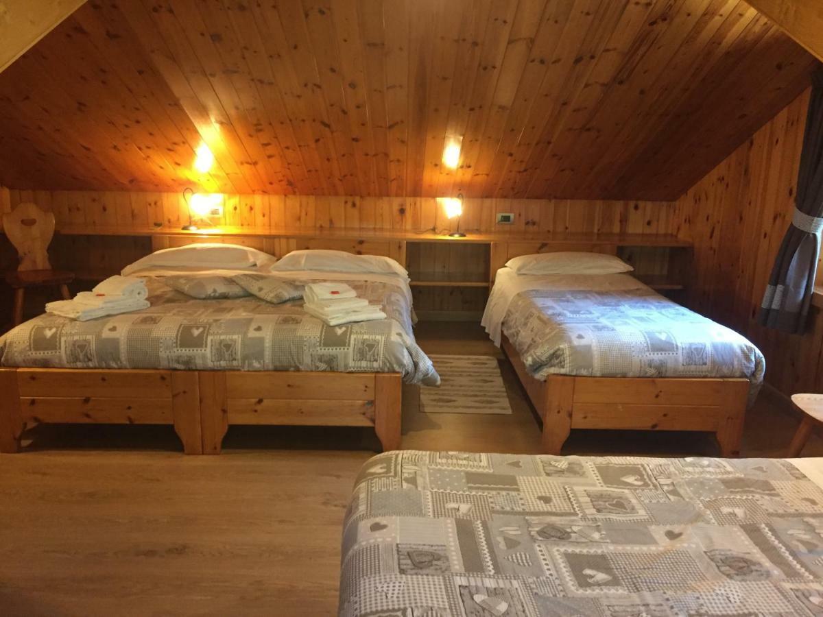 Chalet Bucaneve サンタ・カテリーナ・ヴァルフルヴァ エクステリア 写真
